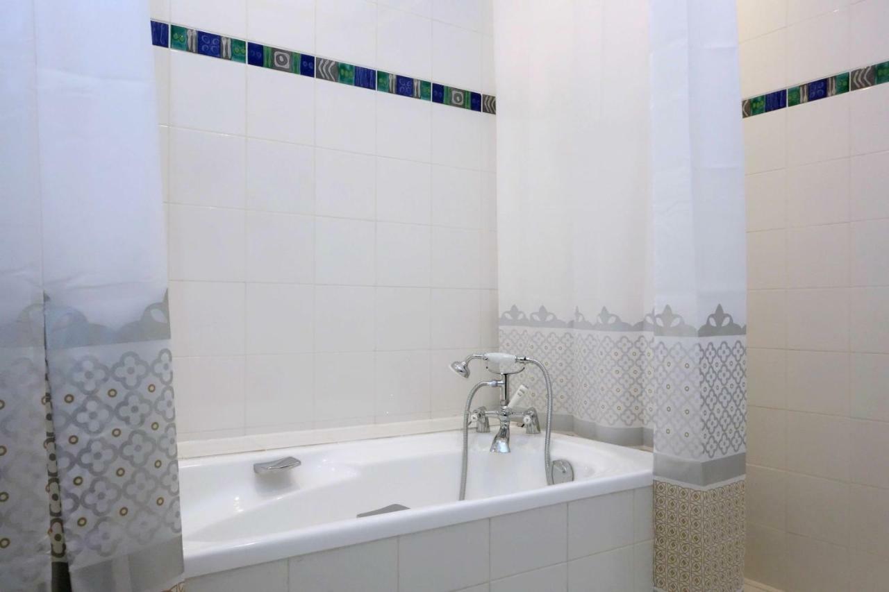 Chambre D'Hotes Le Phenix Saint-Martin-du-Vivier Экстерьер фото